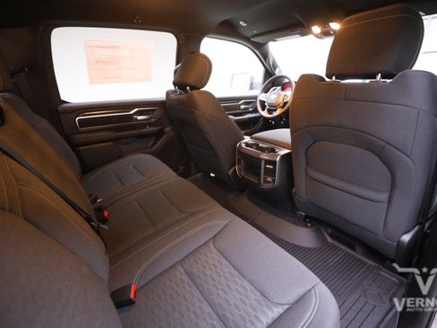 New 2026 RAM 1500 SLT Lonestar Crew Cab 4x4 image 12