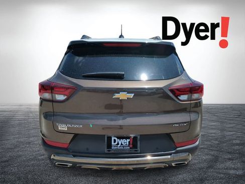 Certified 2022 Chevrolet TrailBlazer ACTIV w/ Technology Package FWD image 5