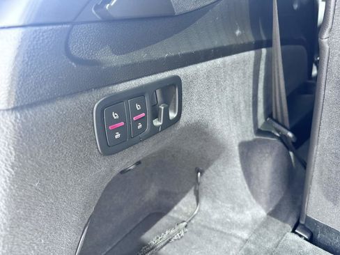 Used 2017 Audi Q7 3.0T Premium Plus w/ Premium Plus Package image 19