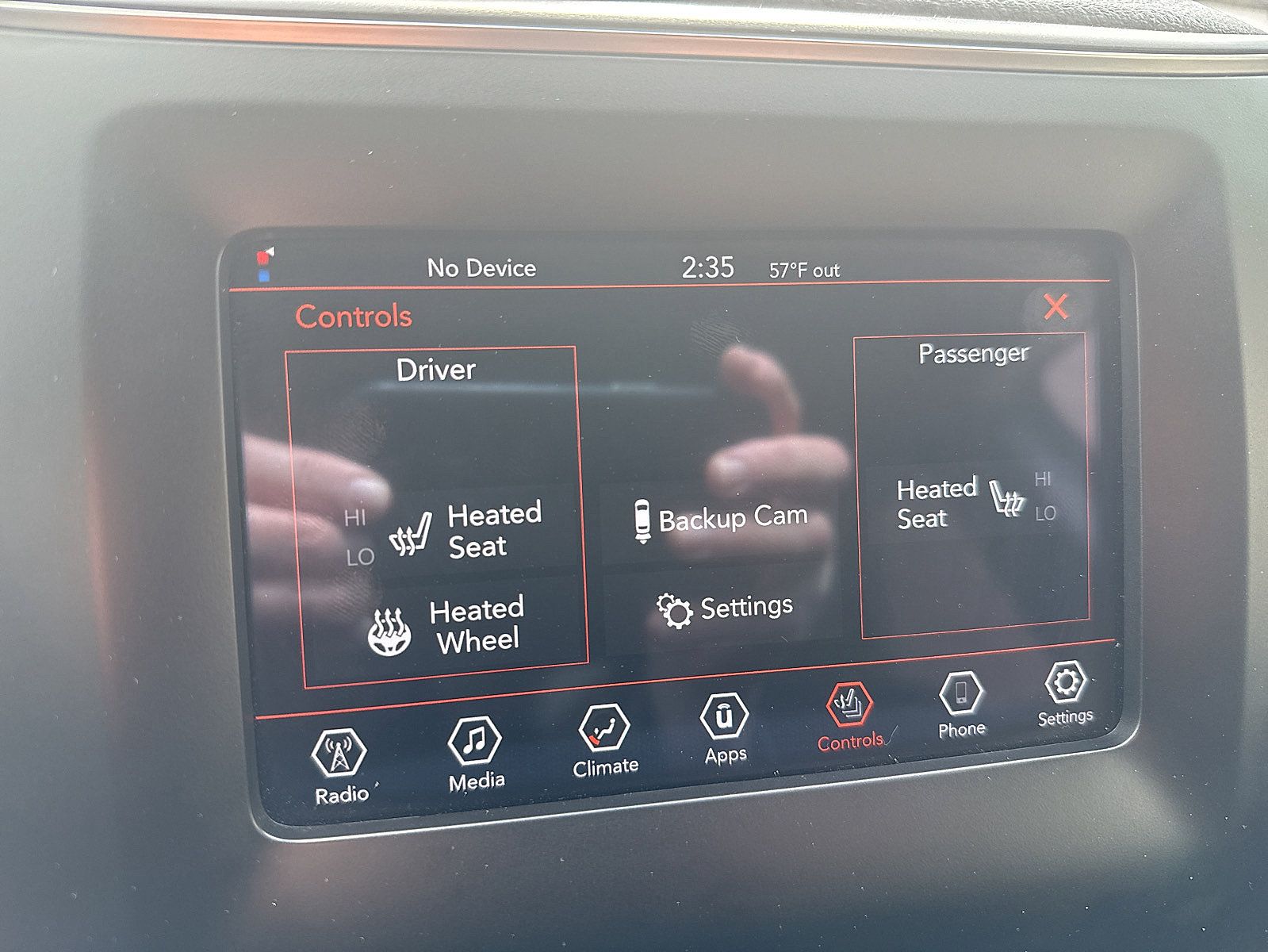Used 2019 Jeep Cherokee Latitude w/ Cold Weather Group AWD/4WD image 53
