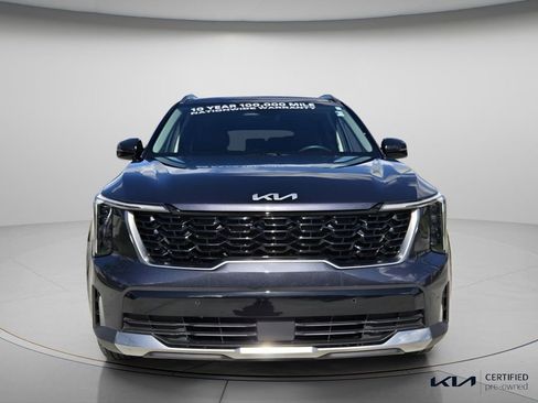 Certified 2025 Kia Sorento S w/ Panoramic Sunroof Package FWD image 4