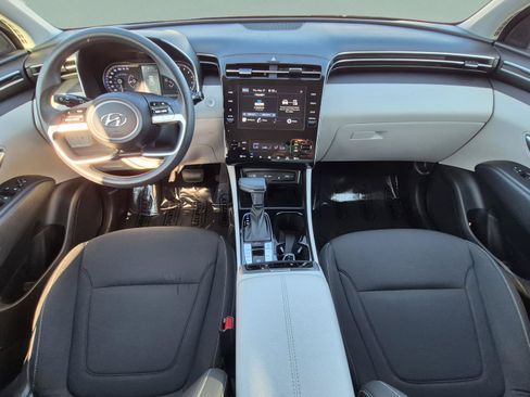 Used 2024 Hyundai Tucson SEL FWD image 11