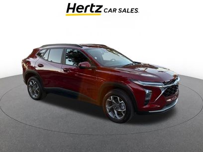 Used 2025 Chevrolet Trax LT