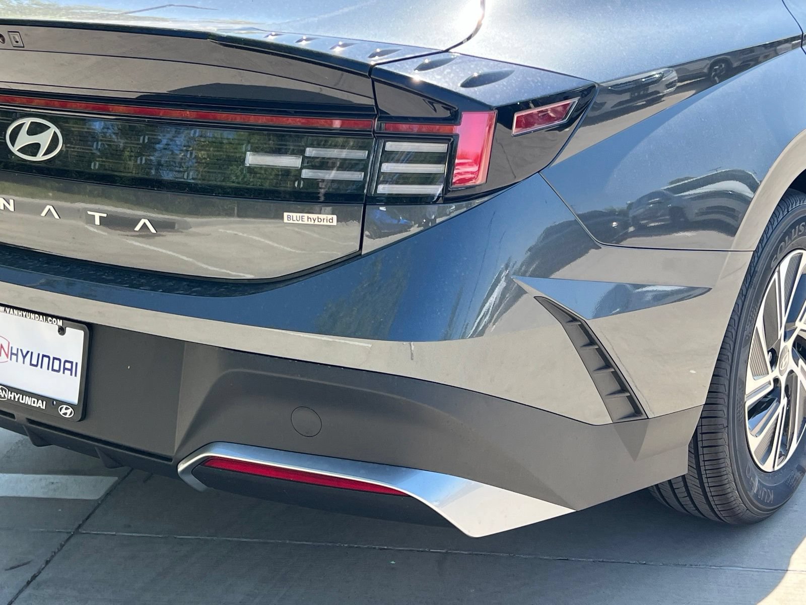New 2026 Hyundai Sonata Blue FWD image 13