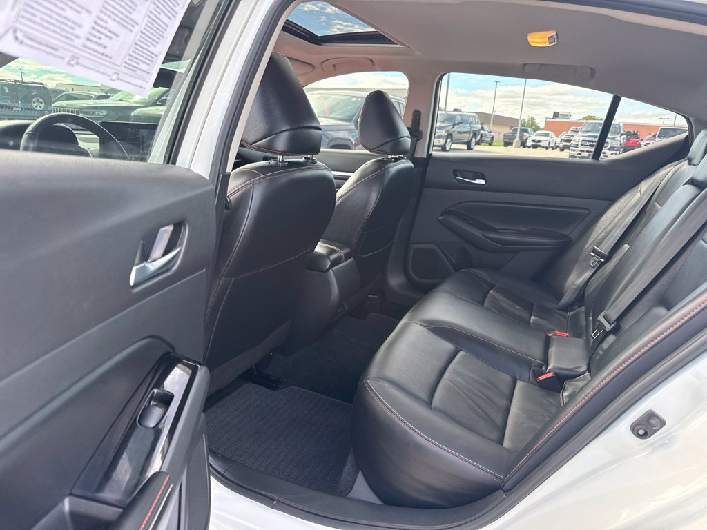 Used 2024 Nissan Altima 2.5 SR w/ SR Premium Package AWD/4WD image 24