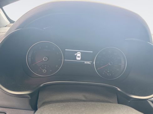 Used 2023 Kia Forte GT w/ GT2 Package FWD image 9