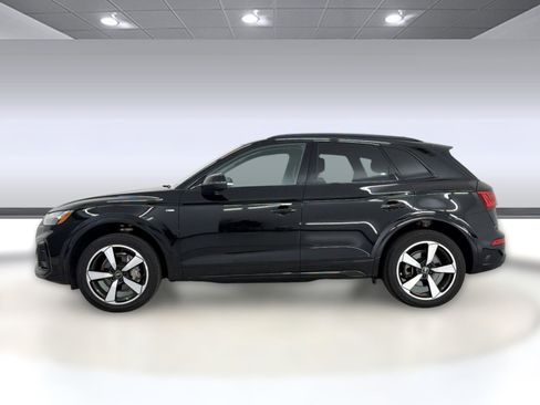 Certified 2023 Audi Q5 2.0T Premium Plus w/ Premium Plus Package AWD/4WD image 2