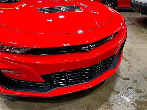 Used 2022 Chevrolet Camaro SS RWD image 31