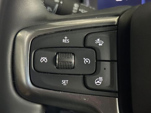Used 2024 Chevrolet Tahoe Premier AWD/4WD image 30