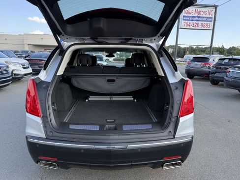 Used 2017 Cadillac XT5 Luxury FWD image 11