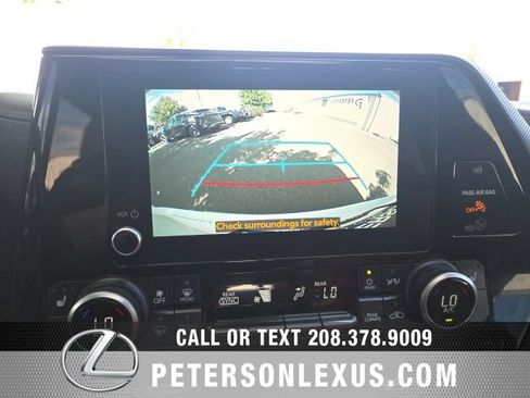 Used 2023 Toyota Highlander XSE AWD/4WD image 17