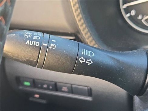 Used 2022 Nissan Sentra SR FWD image 15
