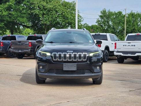 Certified 2019 Jeep Cherokee Latitude w/ Popular Appearance Group AWD/4WD image 2