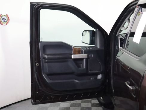 Used 2018 Ford F150 Lariat AWD/4WD image 20