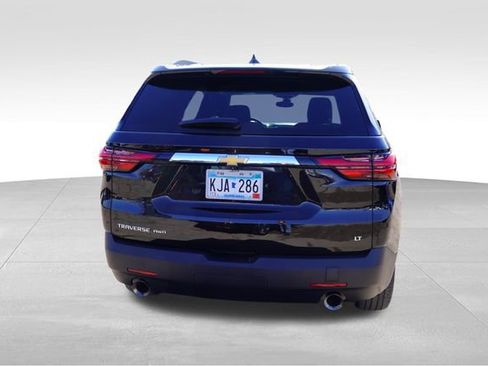 Used 2023 Chevrolet Traverse LT image 6