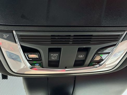 Used 2019 Acura RDX w/ Advance Package AWD/4WD image 41