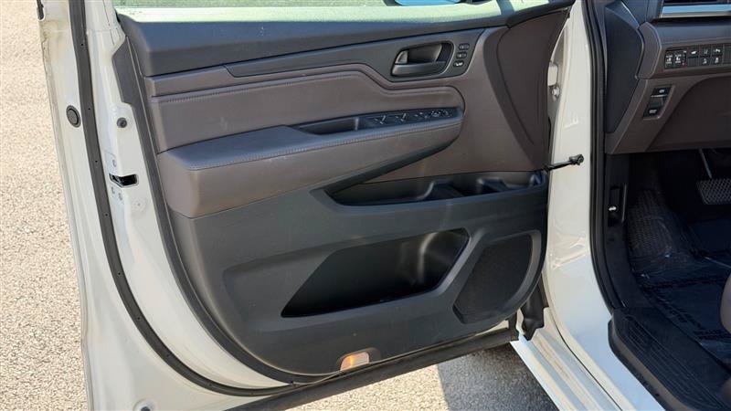 Used 2018 Honda Odyssey Touring image 21