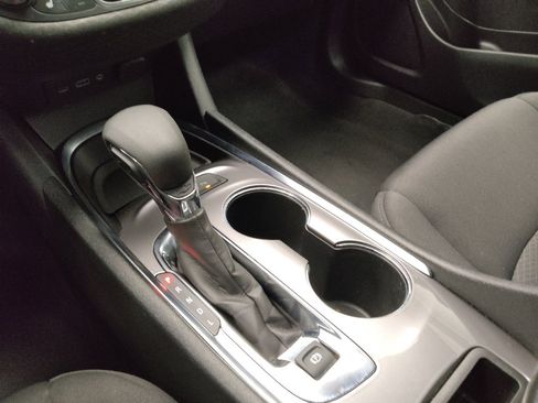 Used 2025 Chevrolet Malibu LT FWD image 26