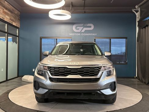 Used 2023 Kia Seltos LX image 8