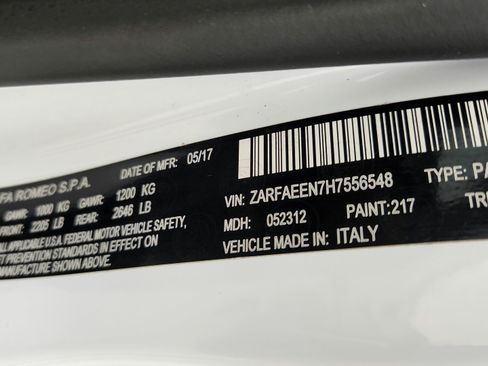 Used 2017 Alfa Romeo Giulia Ti w/ TI Leather Package AWD/4WD image 20