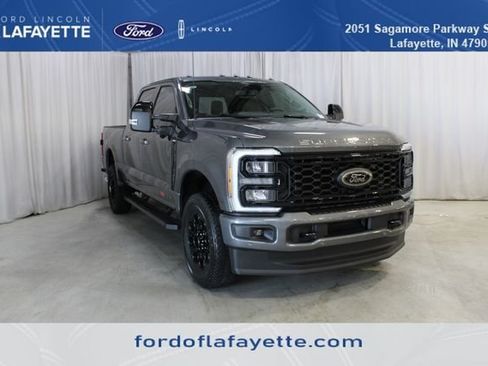 New 2026 Ford F250 Lariat w/ Black Appearance Package AWD/4WD image 1