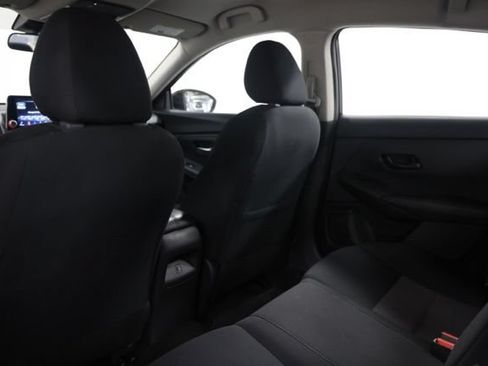 Used 2025 Nissan Sentra SV FWD image 31