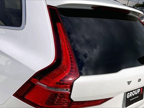 Used 2018 Volvo XC60 T5 R-Design w/ Convenience Package image 26