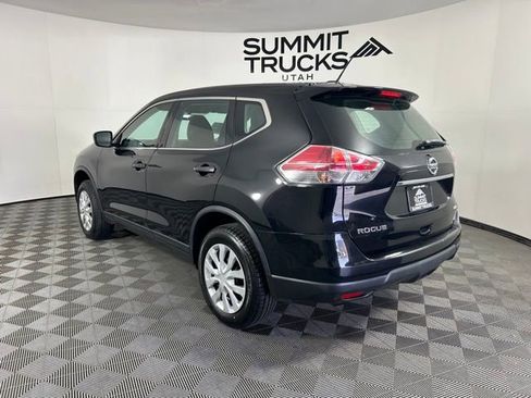 Used 2016 Nissan Rogue S AWD/4WD image 4