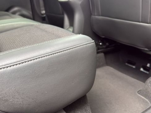 Used 2023 Buick Envision Preferred image 26