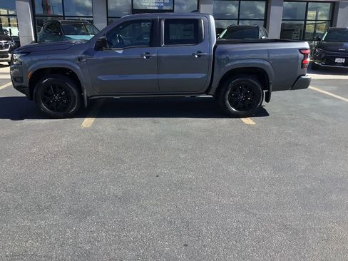 New 2026 Nissan Frontier SV w/ Tow Package image 3