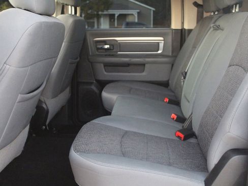 Used 2018 RAM 1500 Big Horn AWD/4WD image 18