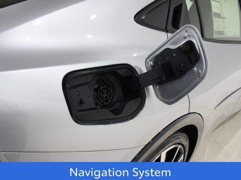 New 2026 Toyota Prius Plug-In Hybrid image 5