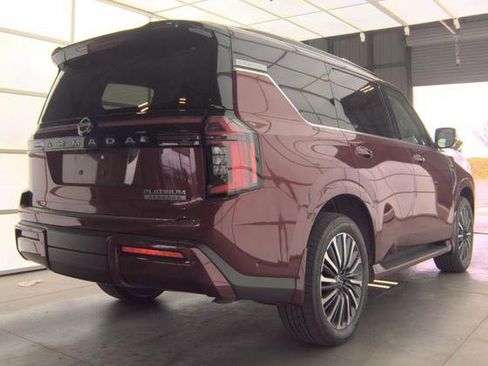 Used 2025 Nissan Armada Platinum Reserve image 3