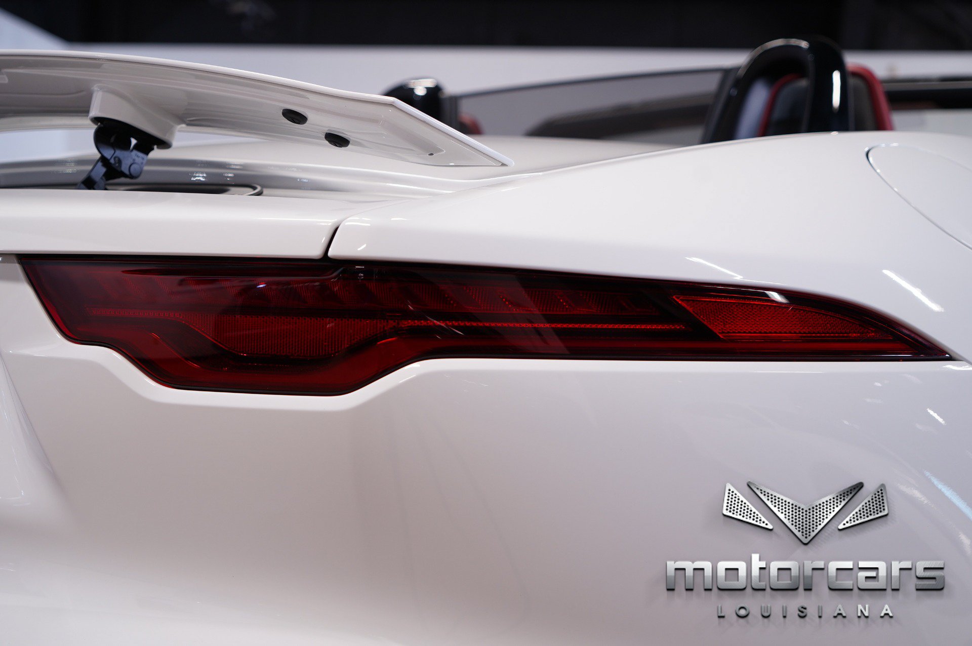 Used 2021 Jaguar F-TYPE R-Dynamic AWD/4WD image 17