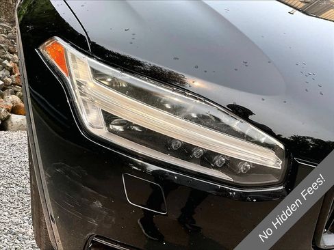 Used 2016 Volvo XC90 T6 Momentum w/ Momentum Plus Package AWD/4WD image 26