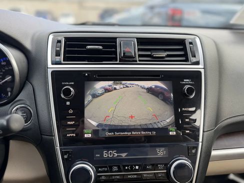 Used 2019 Subaru Outback 2.5i Limited AWD/4WD image 31