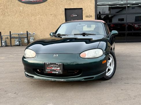 Used 1999 MAZDA MX-5 Miata RWD image 22