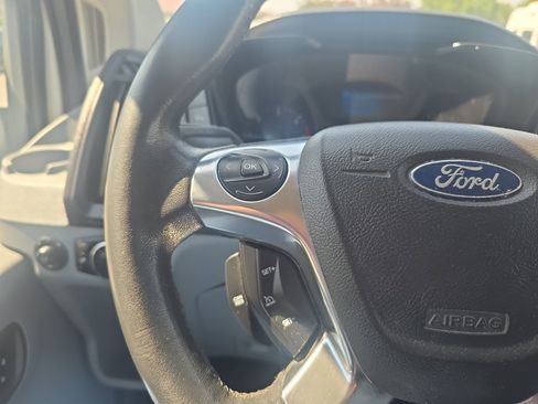 Used 2015 Ford Transit 250 130 Low Roof RWD image 13