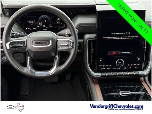Certified 2025 GMC Yukon Denali AWD/4WD image 10