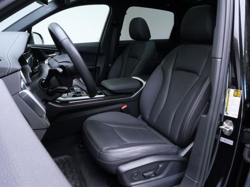 Used 2025 Audi Q7 2.0T Premium AWD/4WD image 9