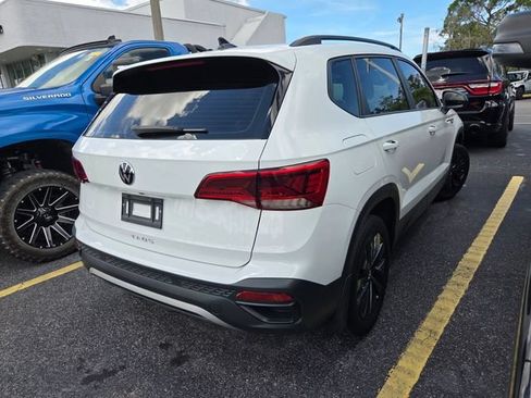 Used 2023 Volkswagen Taos S FWD image 5