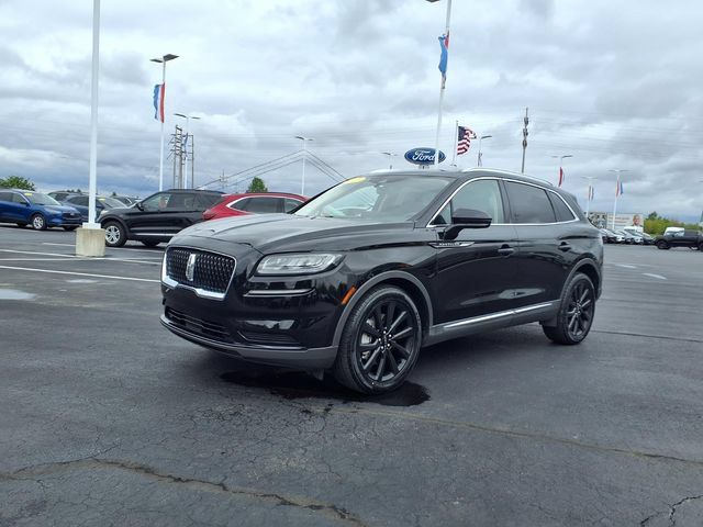 Used 2023 Lincoln Nautilus Reserve w/ Monochromatic Package AWD/4WD image 3