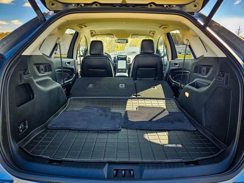 Used 2021 Ford Edge Titanium w/ Class II Trailer Tow Package image 34