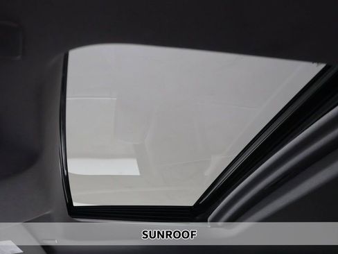 Used 2022 GMC Sierra 1500 Denali image 4