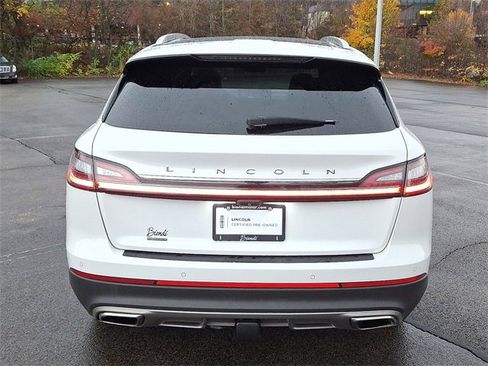 Certified 2022 Lincoln Nautilus Reserve w/ Equipment Group 202A image 6