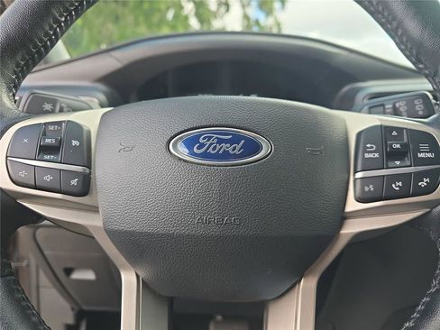 Used 2021 Ford Explorer XLT w/ Equipment Group 202A RWD image 28