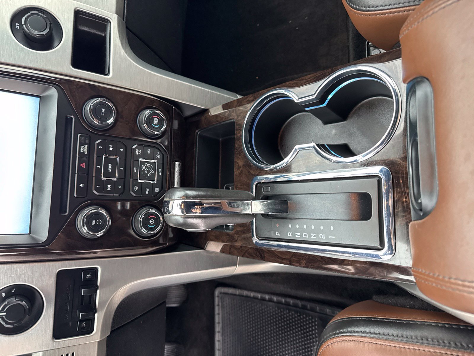 Used 2014 Ford F150 Platinum AWD/4WD image 8