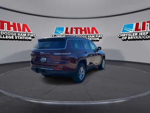 Used 2025 Jeep Grand Cherokee L Laredo w/ Luxury Tech Group I AWD/4WD image 7