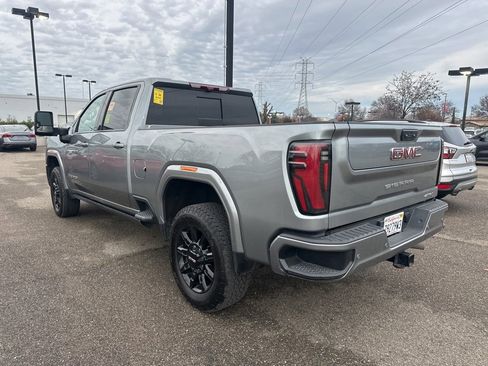Used 2024 GMC Sierra 2500 AT4 w/ AT4 Premium Plus Package image 4