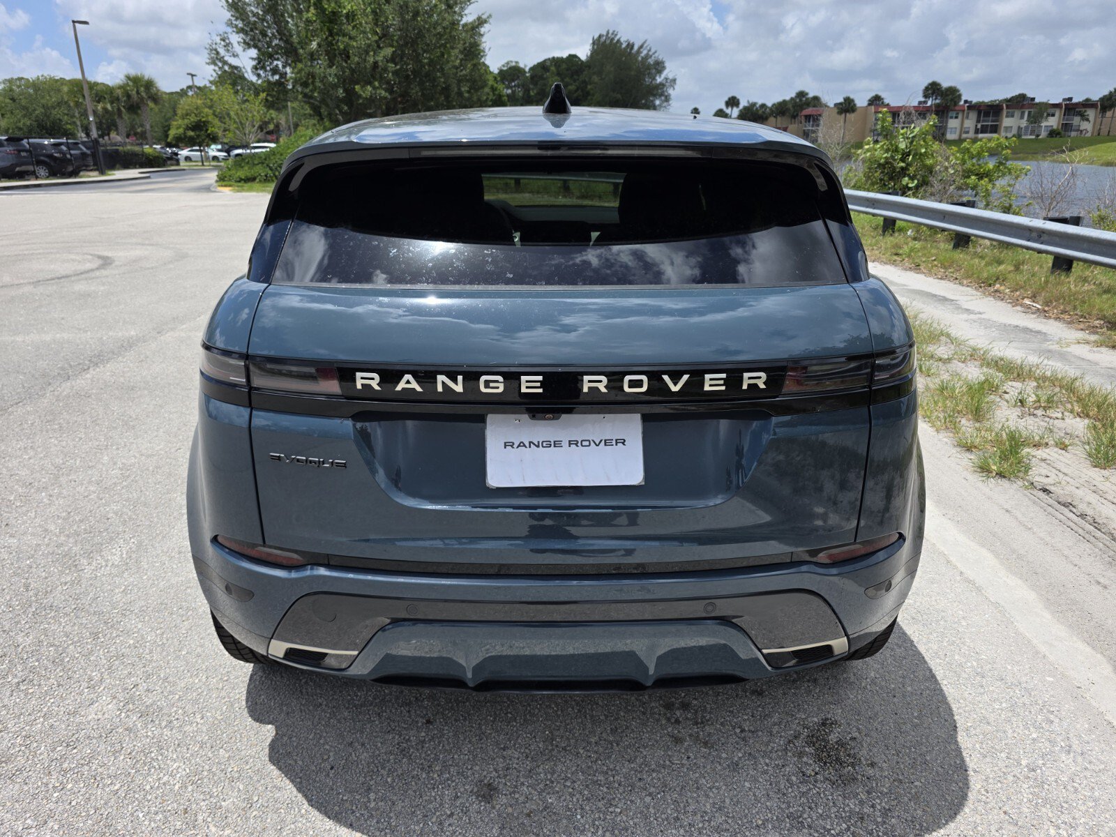 Used 2026 Land Rover Range Rover Evoque Hoxton AWD/4WD image 6